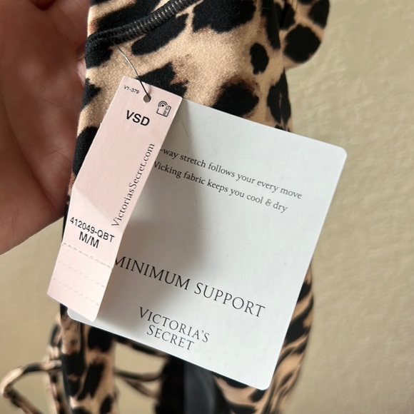 New with tags 3 piece Victorias Secret work out set stretch - Picture 7 of 9